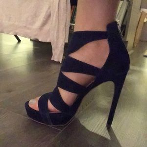 Spycee navy suede heel